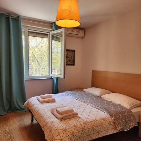 Vintage Flavor Apartment/Home Tirana Kültér fotó